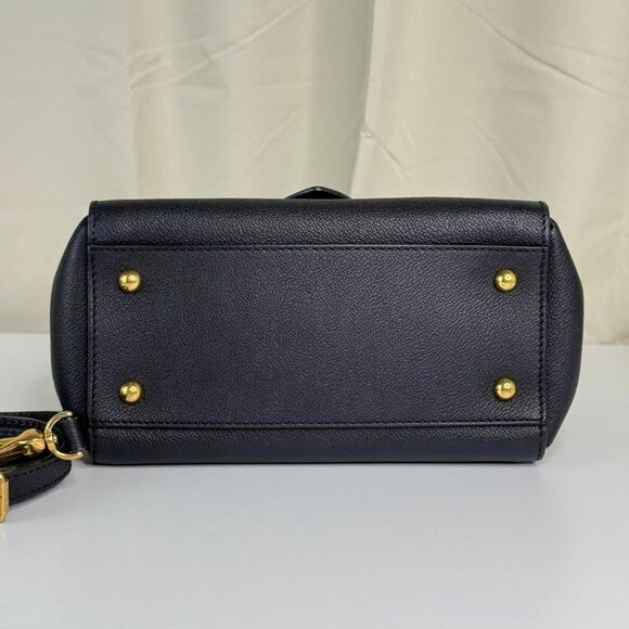 Burberry Black Leather Buckle Shoulder Bag Crossbody with Gold Tone Hardware - Picture 5 of 10